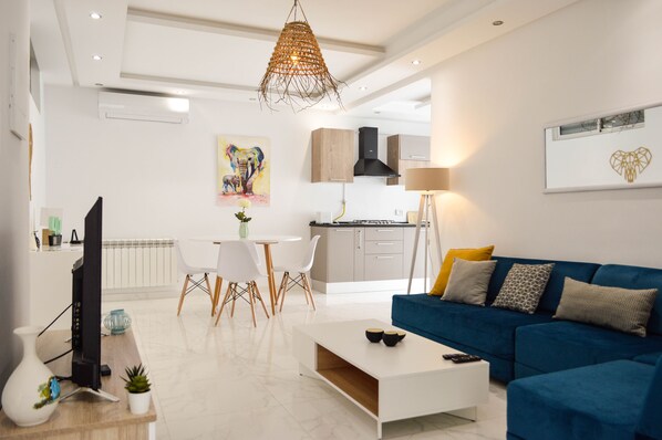 تلفزيون ذكي