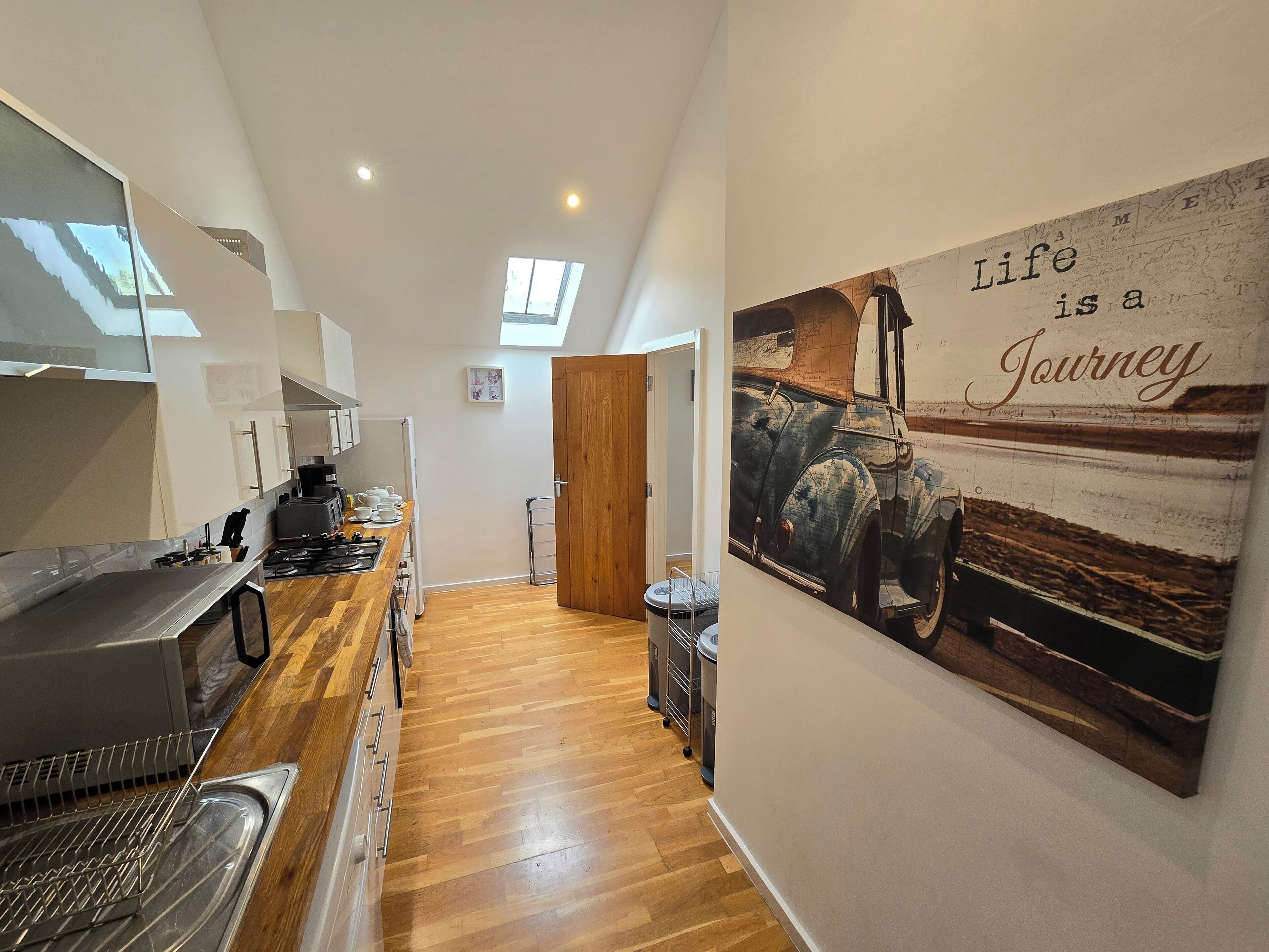 獨棟房屋 | 私人廚房 | 電冰箱、微波爐、烤箱、爐台