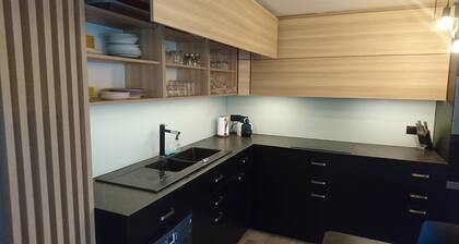 Appartement Idéal Famille, à 5 Minutes à Pieds de la Vieille Ville et 10 du lac