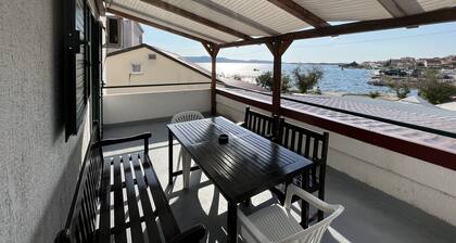 Apartment Nino - One Bedroom Apartment with Sea View