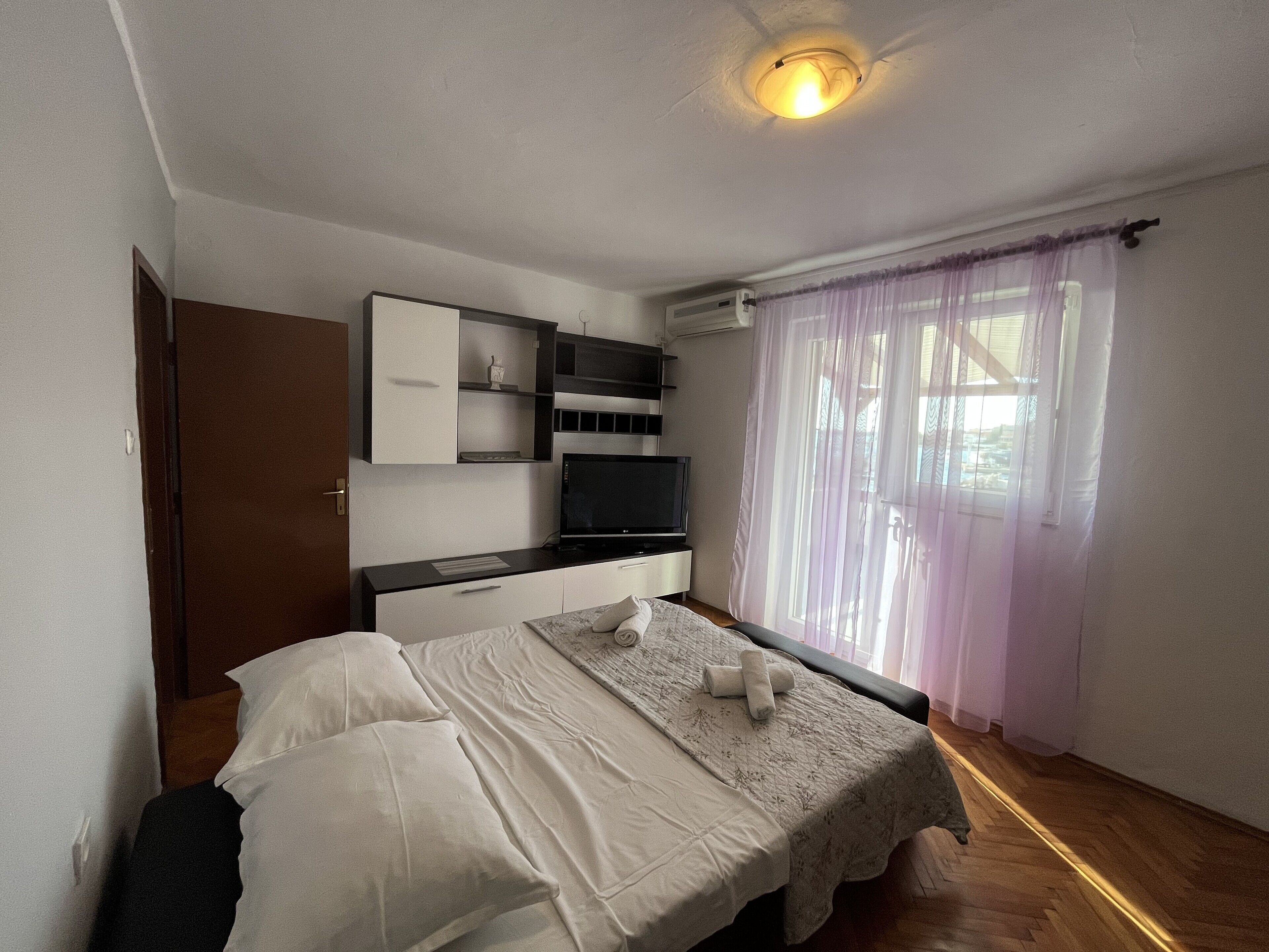 1 makuuhuone, silitysrauta/-lauta, Wi-Fi, vuodevaatteet