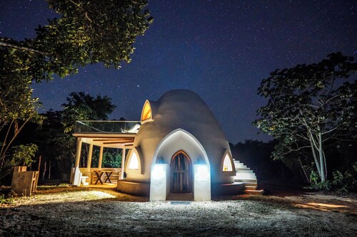 DOME @ JACKFRUIT JUNGLE PARADISE