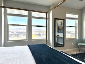 2 habitaciones, escritorio, wifi y ropa de cama 