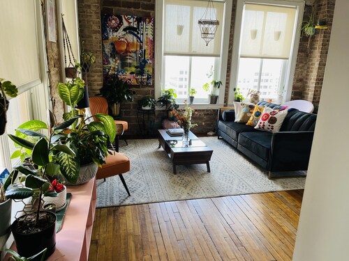 Downtown adventure- Easy access for sports and entertainment.