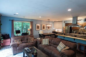 TV, fireplace, DVD player, table football - Spacious Catskills Home (Thompson)