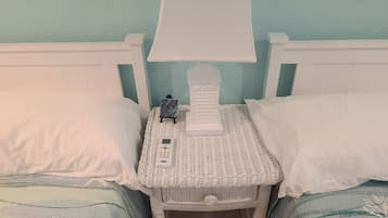 2 slaapkamers, een bureau, een strijkplank/strijkijzer, wifi