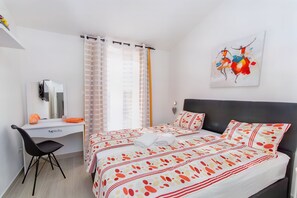 2 bedrooms, free WiFi, bed sheets