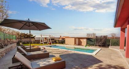 Villa Valeo eine Neubauvilla mit privatem Pool
