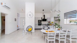 Unclassified image, 5 of 33, button - Villa Valeo up to 6 People with private Pool near to Labin by 22Estates (Kunj)
