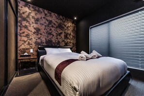 2 chambres, fer et planche à repasser, accès Internet