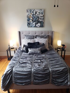 3 bedrooms, iron/ironing board, free WiFi, bed sheets