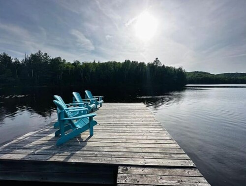 Winter Wonderland Waterfront Cottage w/ Hot Tub & Unforgettable Lake Views