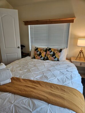 1 makuuhuone, vauvan matkasänky, ilmainen Wi-Fi, vuodevaatteet