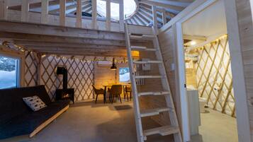 Familienchalet | Wohnbereich | Kamin, FuĂbodenheizung