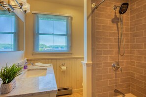 Hair dryer - Oceanfront with private dock and float. Three bedroom, two bathroom cottage on Linekin Bay (Boothbay Harbor)