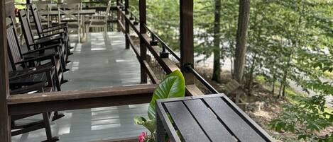 屋外ダイニングエリア