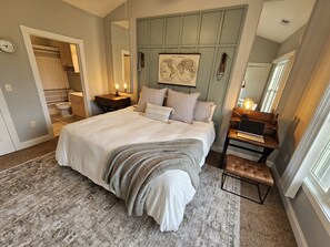 2 Schlafzimmer, Schreibtisch, Bügeleisen/Bügelbrett, kostenloses WLAN