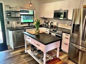 Private kitchen - Comfortable Florida style living, butterfly garden (Oakland Park)