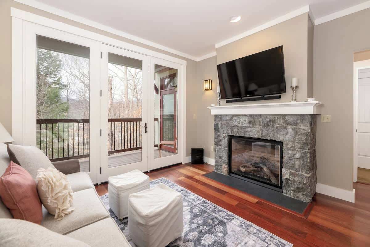 TV, fireplace, books, offices