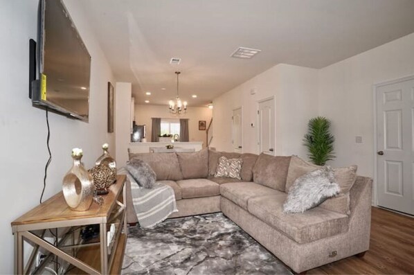 تلفزيون ذكي