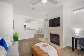 TV, fireplace