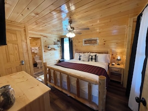 1 Schlafzimmer, Reisekinderbett, kostenloses WLAN, Bettwäsche