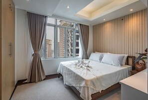 1 bedroom - Muji Inspired Design in Mckinley (Taguig)