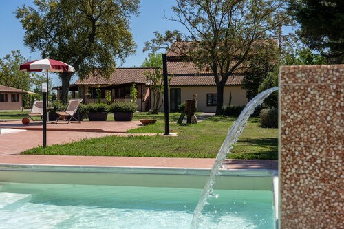 Gorgeous cottage in the heart of Maremma with swimming pool and Jacuzzi.