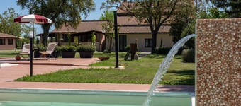 Gorgeous cottage in the heart of Maremma with swimming pool and Jacuzzi.