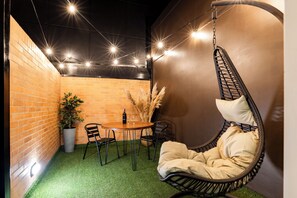 Basic Studio, Terrace (D) | Terrace/patio