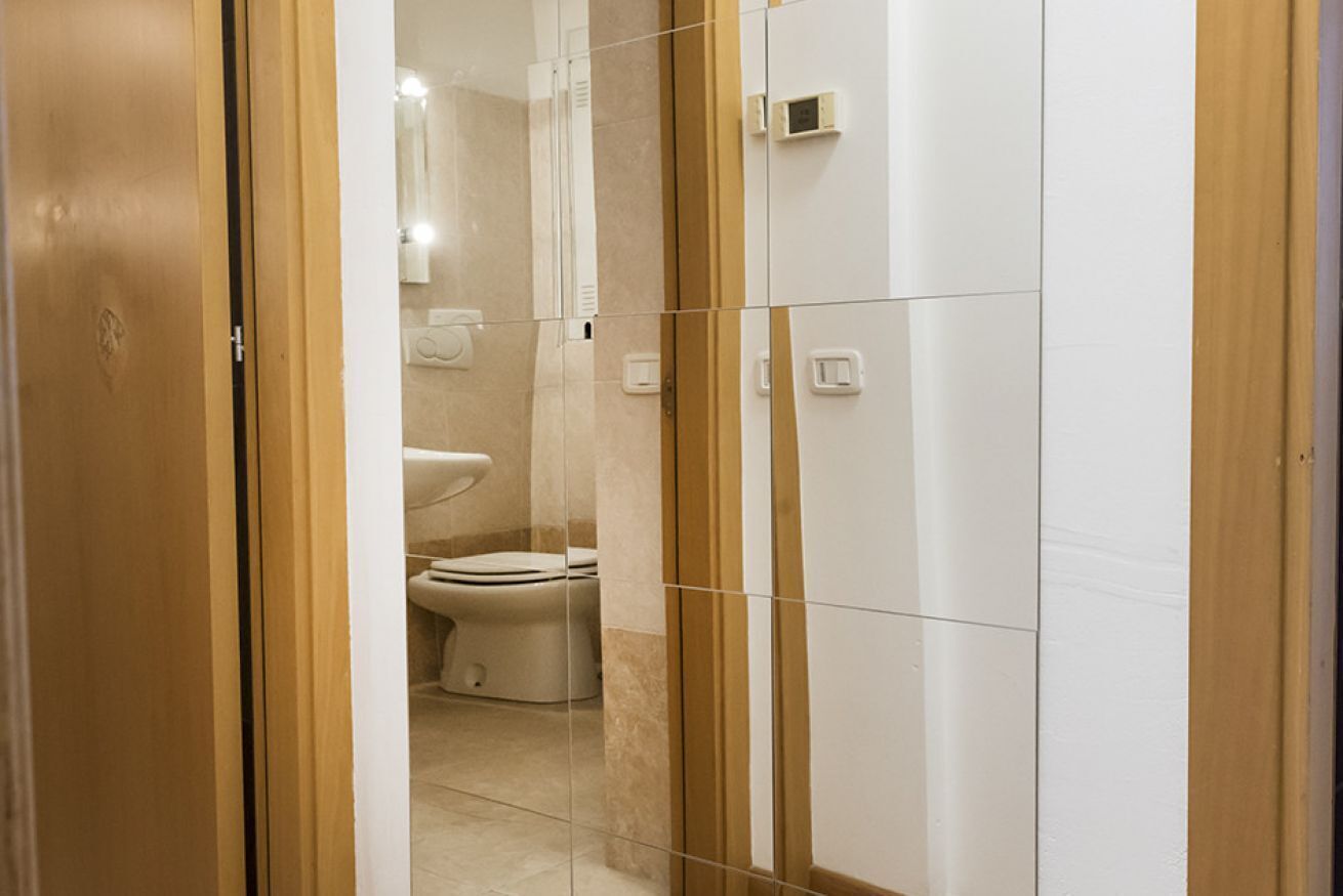 Doccia, bidet, asciugamani