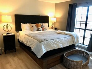 4 bedrooms, desk, iron/ironing board, free WiFi