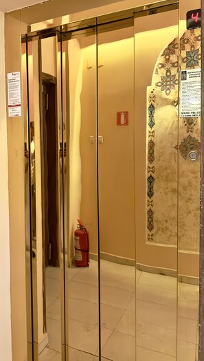 Elevator