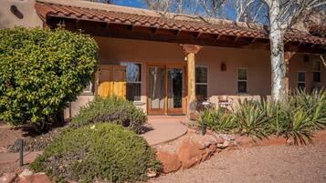 Nhà, 3 phòng ngủ | Ngoại thất