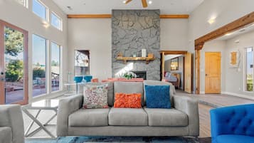 Nhà, 3 phòng ngủ | Khu phòng khách