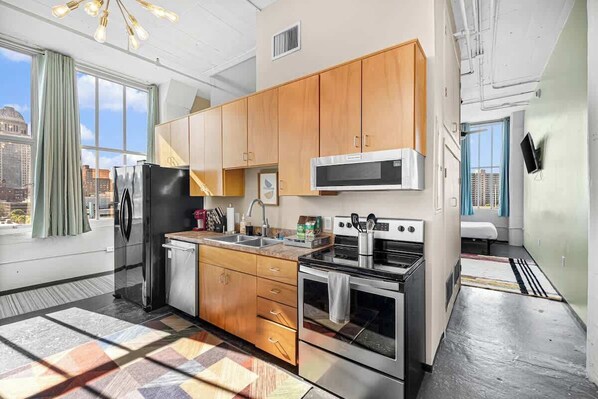 Fridge, microwave, oven, dishwasher
