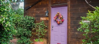 Canyon Wren Honeysuckle 1 Bedroom Cabin by RedAwning