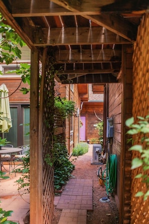 Cabin, 1 Bedroom | Property grounds