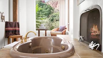 Villa, 1 Bedroom | Interior