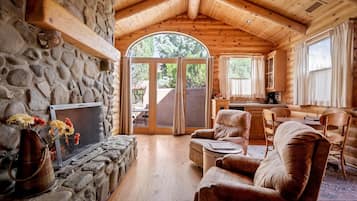 Villa, 1 Bedroom | Living area