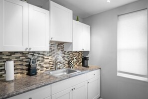 Condo, 1 Bedroom | Private kitchen | Fridge, oven, coffee/tea maker