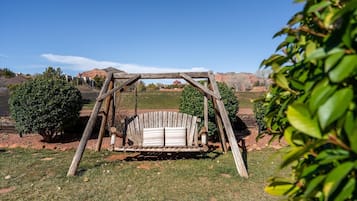 Apartment, 1 Bedroom | Property grounds