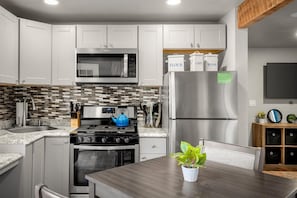 Bloc d'apartaments, 1 dormitori | Cuina privada | Frigorífic, forn, cafetera i tetera i torradora