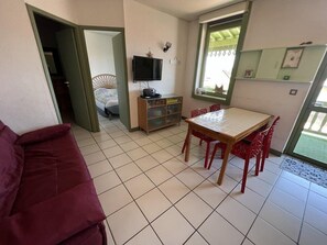 Interior - Réf 654 -  1st floor flat with in the Marcellus résidence (SOULAC SUR MER)