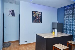 Interior - Beautiful, Spacious, Furnished apartment(K-Garden) (Douala)