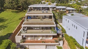 Exterior - Avoca Beach Penthouse - Mesmerising Views (Avoca Beach)