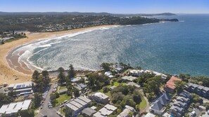 Beach - Avoca Beach Penthouse - Mesmerising Views (Avoca Beach)
