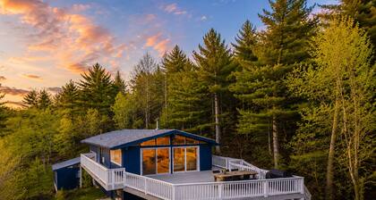 Mountain Home • Gunstock Views • Pet-Friendly