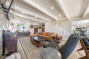 Televisor i llar de foc 