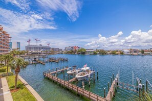 Marina - Bay Harbor 303 – Clearwater Bayfront Condo w/ Balcony, Heated Pool, Walk to Beach & Dining (Clearwater Beach)